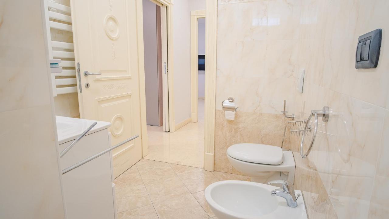 Relais Du Lac Loft - Italian Homing Ντεζεντσάνο ντελ Γκάρντα Εξωτερικό φωτογραφία